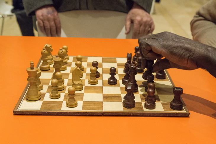 Cours de jeu d'échecs - niveau débutant