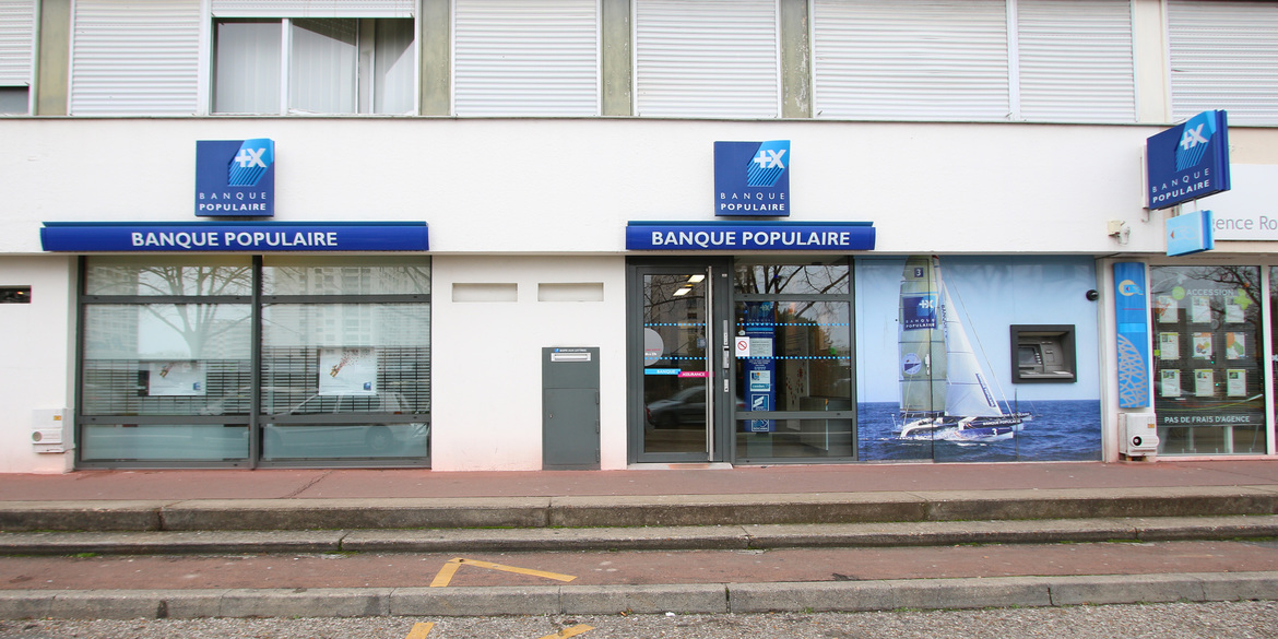 Banque Populaire Poitiers Couronneries