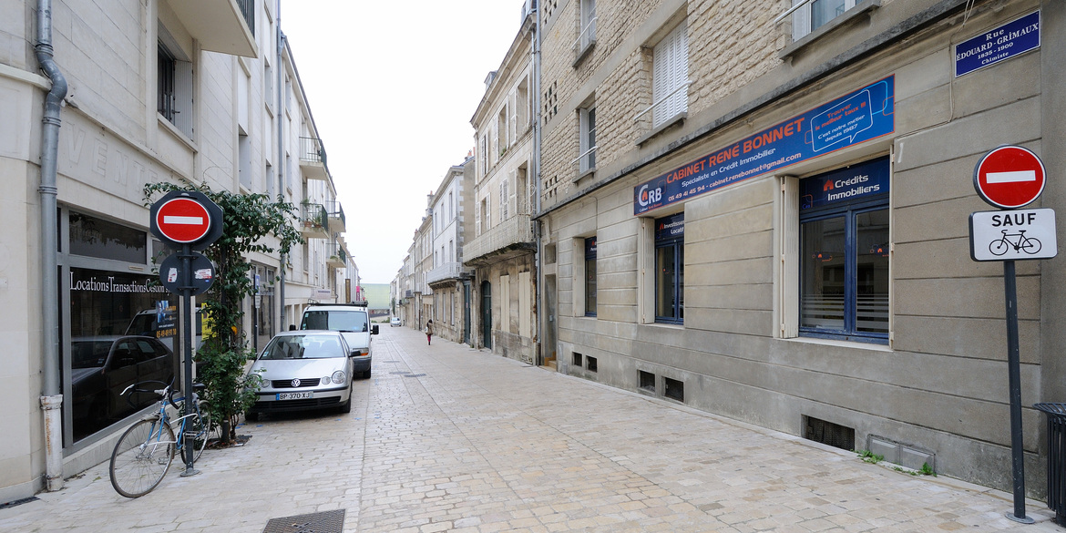  Rue Édouard Grimaux